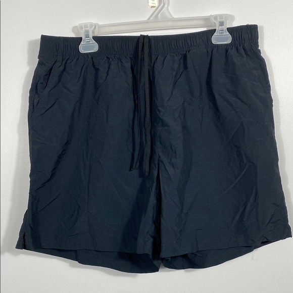 Columbia Women’s Black Active Shorts size 1X - Picture 2 of 10
